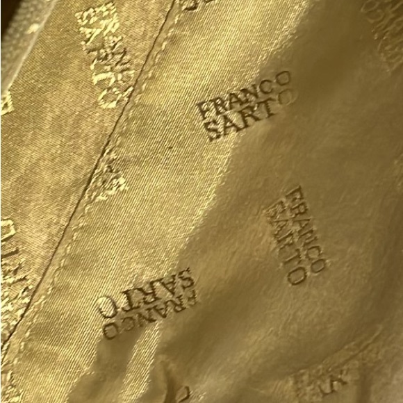 Franco Sarto shoulder bag. - Picture 6 of 11